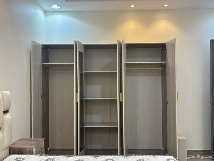 اثاث للبيع استخدام نظيف لفتره قصيره جديد 90 9
