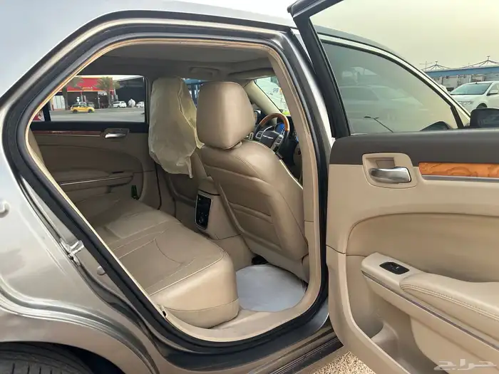 كرايزلر 2012 بنزين C300 15