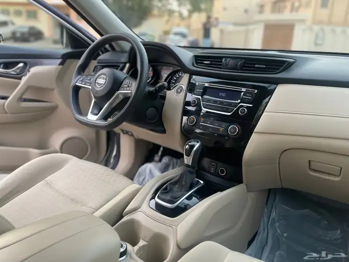 نيسان اكس تريل 2022 نظيف 16