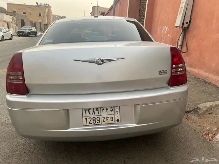 سياره كلايسلر 1
