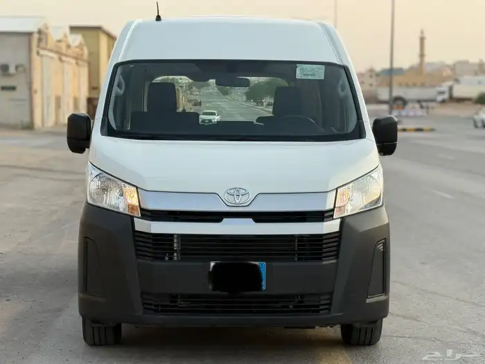 هايس بضاعة 2022 بنزين سقف مرتفع شبه اصفار 1
