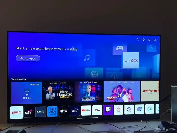 تلفزيون LG C2 48  OLED و Monitor arm ergotron HX 3