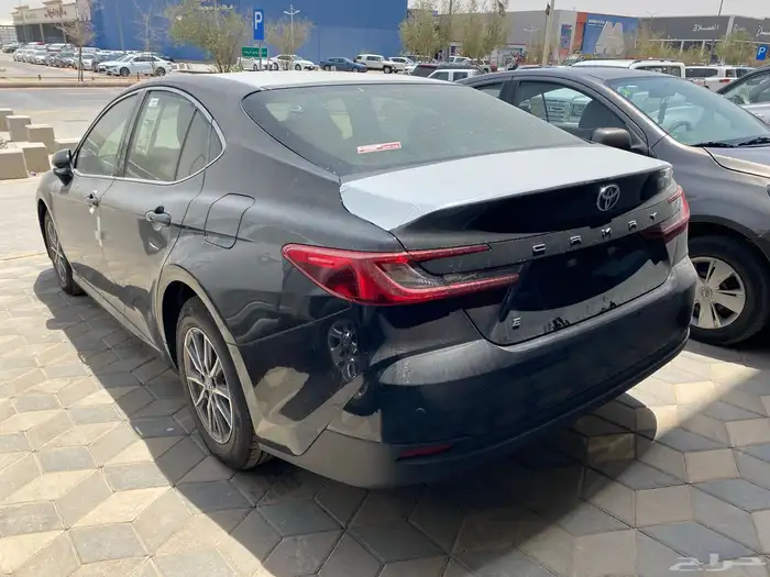تويوتا كامري استندر بنزين سعودي 2025 3