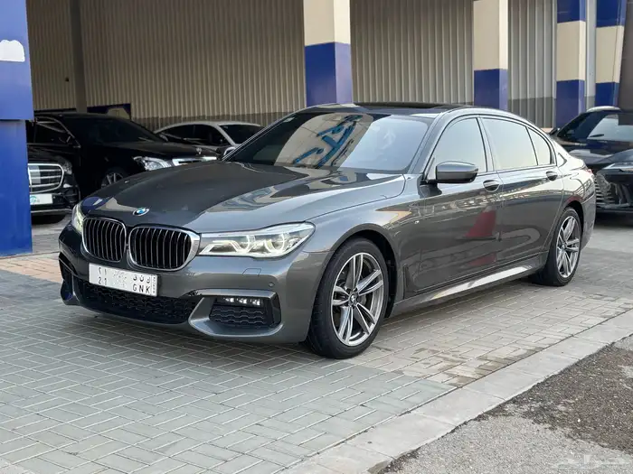 بي ام دبليو 740li 2016 KIT M فل اوبشن 0