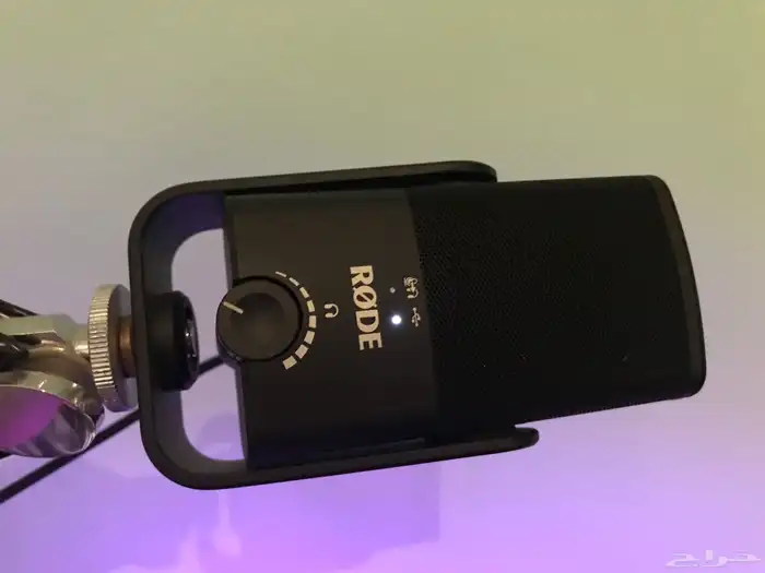 مايك احترافي Rode مع ستاند 0