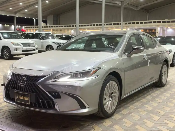 لكزس ES350 CC بريمي 2025 1