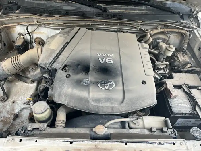 للبيع فورتشنر vx1ستة سلندر 13