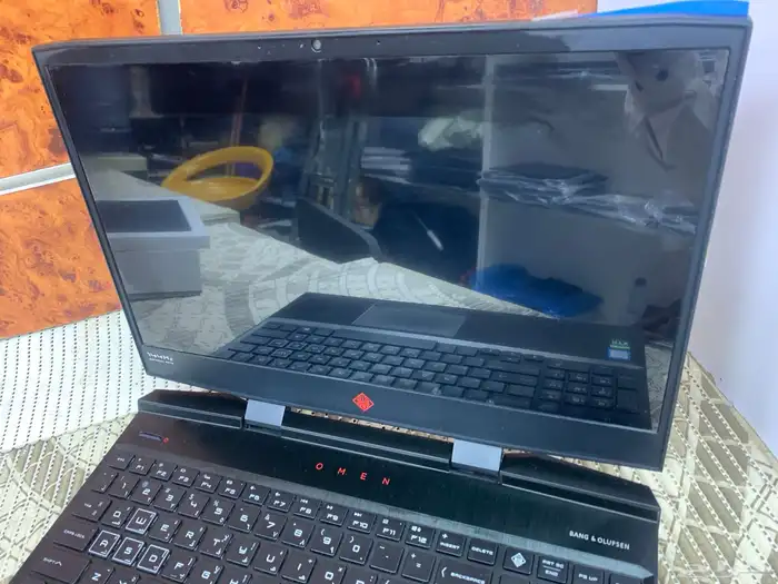 بيع جهاز إتش بي جيمينج 4