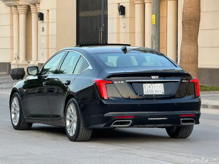 كاديلاك CT5 موديل 2022 ممشى 29 الف تحت ضمان وصيانة مجانية 12