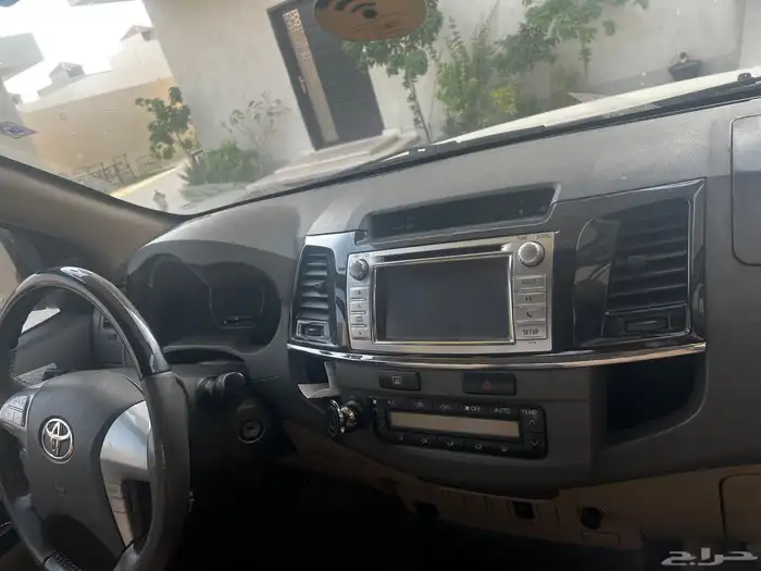 للبيع فورتشنر vx1ستة سلندر 6