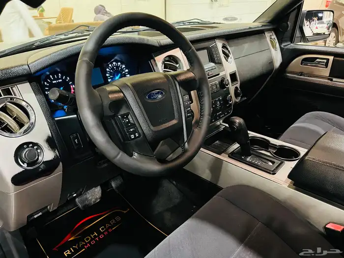 أكسبديشن 2015 XLT قصير دبل ( بحالة ممتازة ) 6