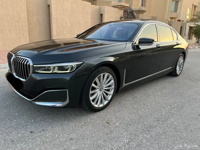 بي دبليو ( 730 LI ) الموديل 2021 ممشى قليل شبه جديده 0
