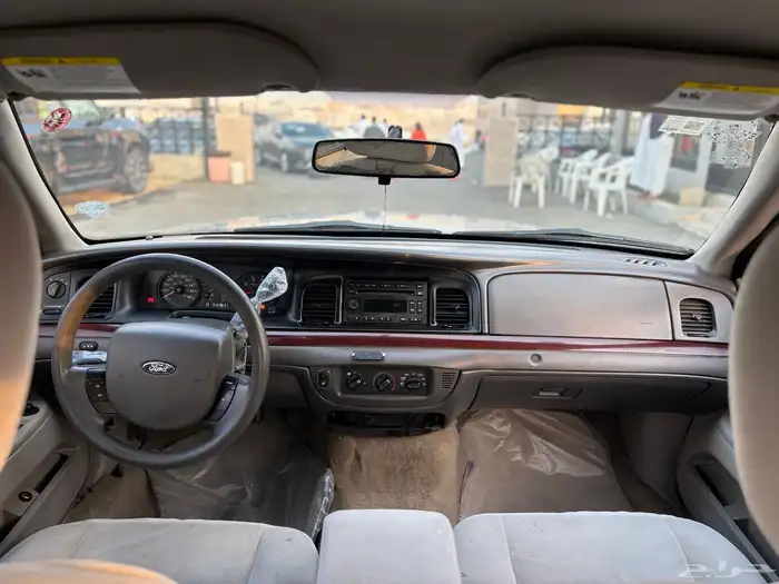 فورد كراون فكتوريا 2011 13