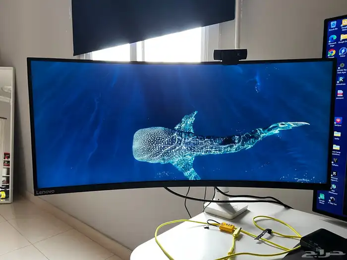 شاشة قيمنق 144Hz الترا وايد من شركة لونوفو 1440P حجم 34 0