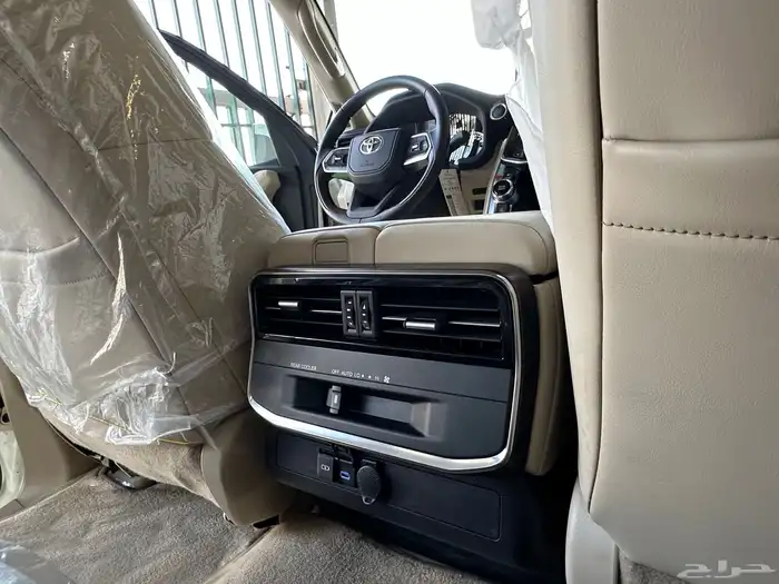 جيب L4 GXR ماشي 13 ألف كم سعودي  بحالة الوكالة 53