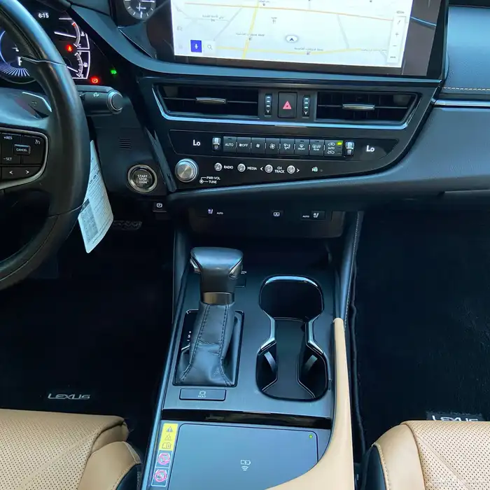 لكزس ES 350 CC موديل 2023 أسود سعودي الممشى 59 ألف كم 22