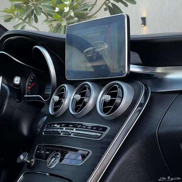 مرسيدس 2016 فئة C450 فل كامل الرياضيه موتر شرط الفحص 42