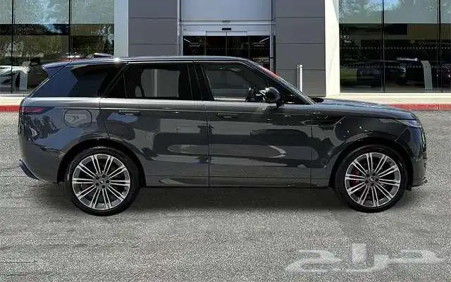 Range Rover Sport SE Dynamic - 2024 - 38.800KM 3