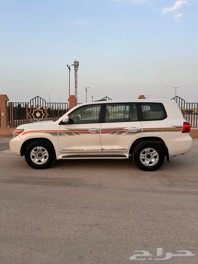 لاندكروزر بريمي 2010 مرهم 2012 17