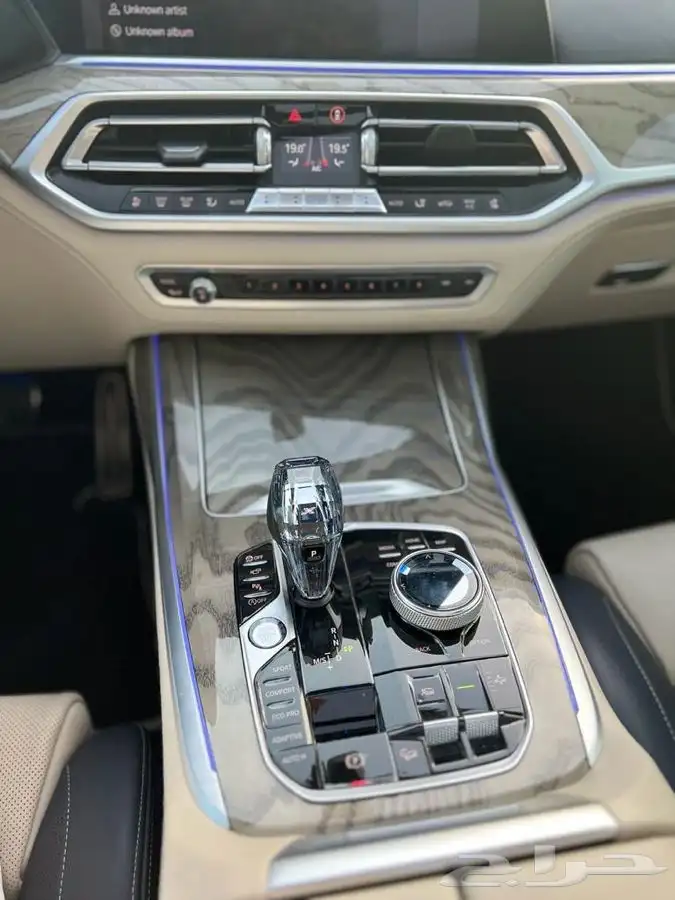 BMW 2019 X7 50i kitm individual 15