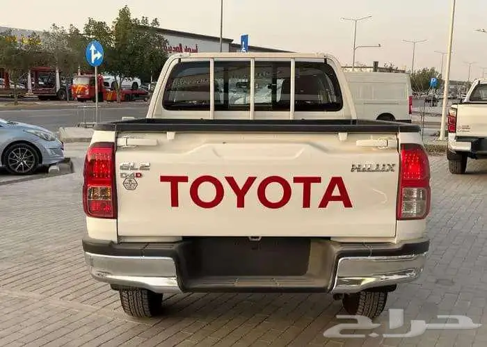 تويوتا هايلكس غمارتين GL2 ديزل سلق 2025 1
