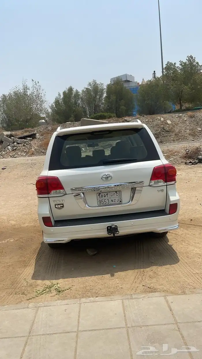 للبيع جيب لاندكروزر2012  جيب دايهاتسو 2012 ونيت د د2012 1