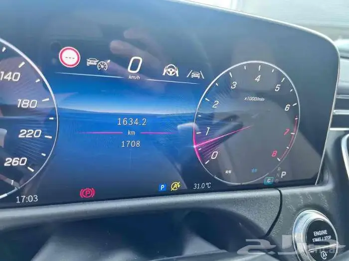 مرسيدس E200 2024 فل كامل بانوراما 6
