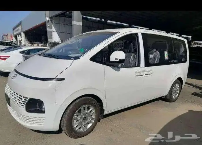 هيونداي ستاريا 9 راكب ديزل 2025 كاش واقساط 0