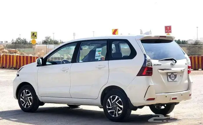 تويوتا افانزا 2020 8