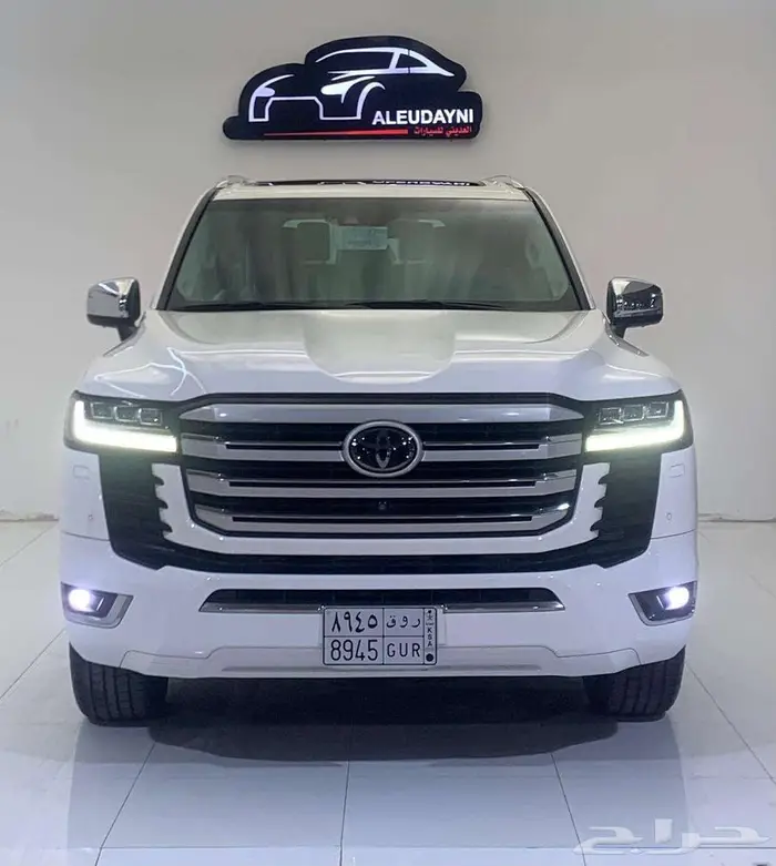 تويوتا لا ندكروزر2022VXR 1