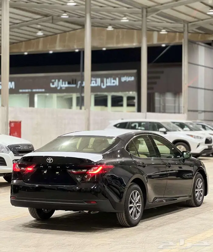 تويوتا كامري E استاندر بنزين 2025 كاش وتقسيط 13