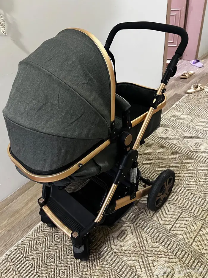 عربة اطفال 1