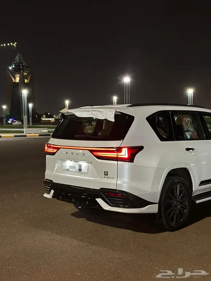 جيب لكزس LX600 VIP الدفعه الثانيه 9