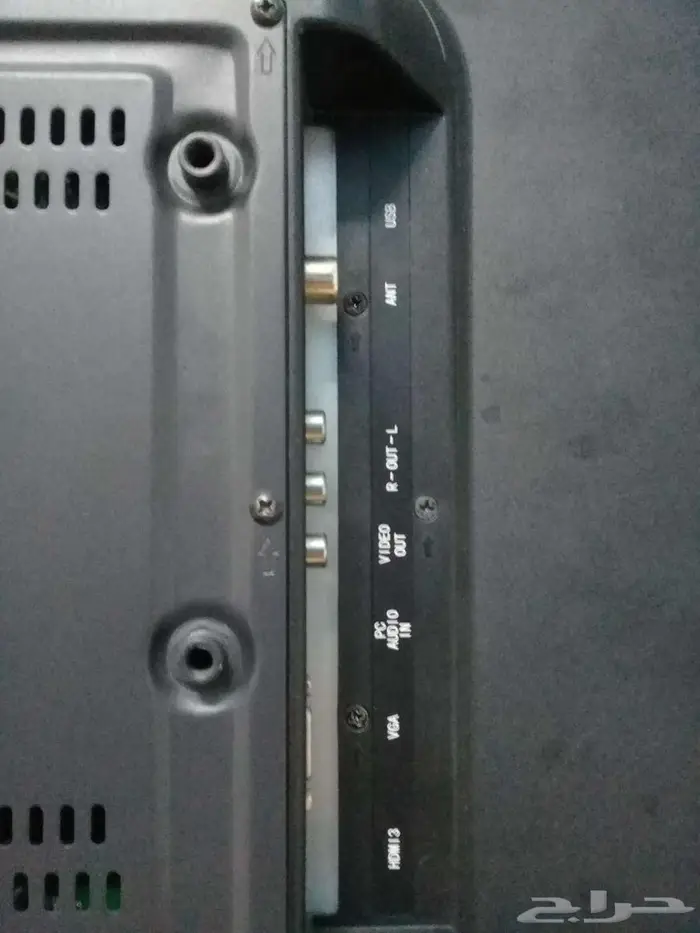 شاشة ( NIKAI ) 40 بوصة LED 20