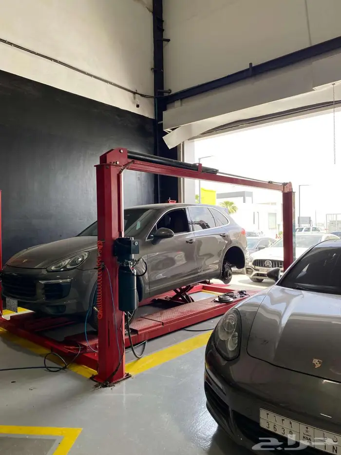إصلاح مساعدات هيدروليك وعضلات مرسيدس بالرياض 28
