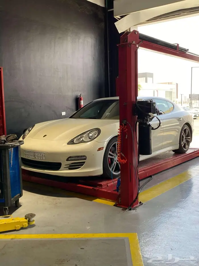 إصلاح مساعدات هيدروليك وعضلات مرسيدس بالرياض 11