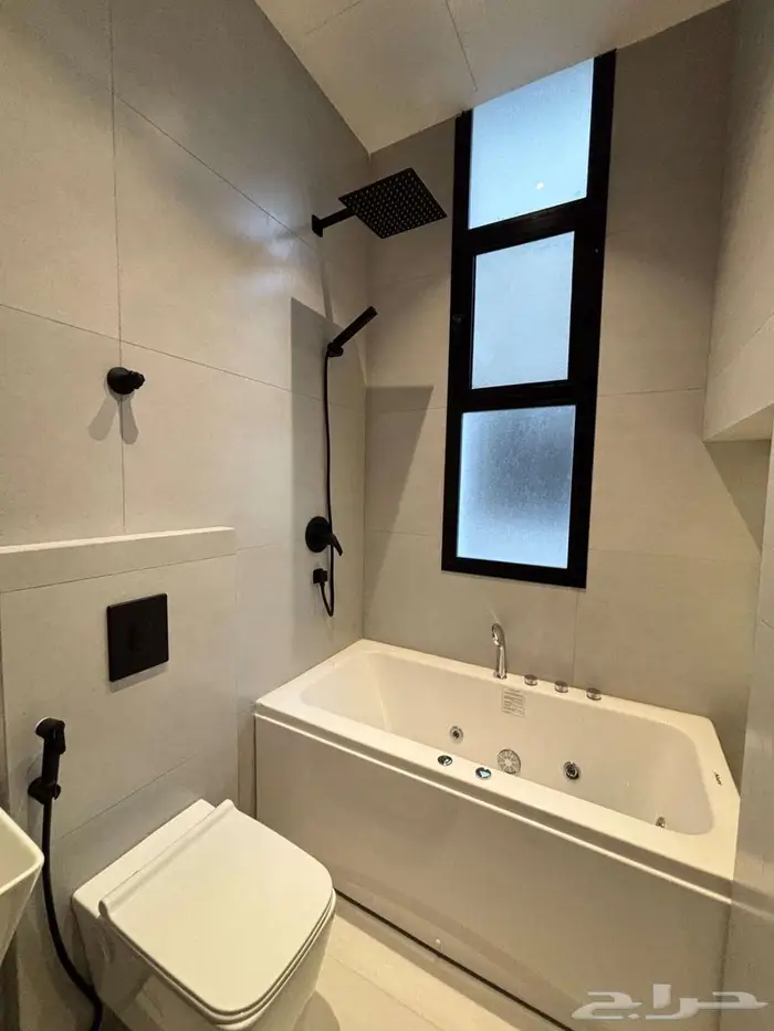 شقة داخلية 5غرف فندقية سمارت بالنهضة 11