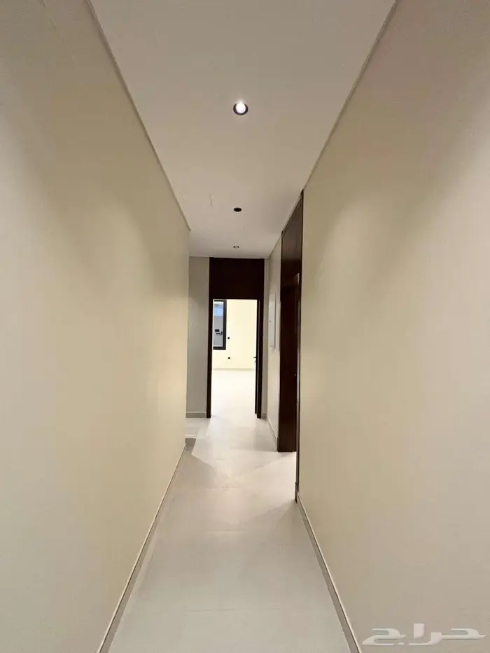 شقة داخلية 5غرف فندقية سمارت بالنهضة 45