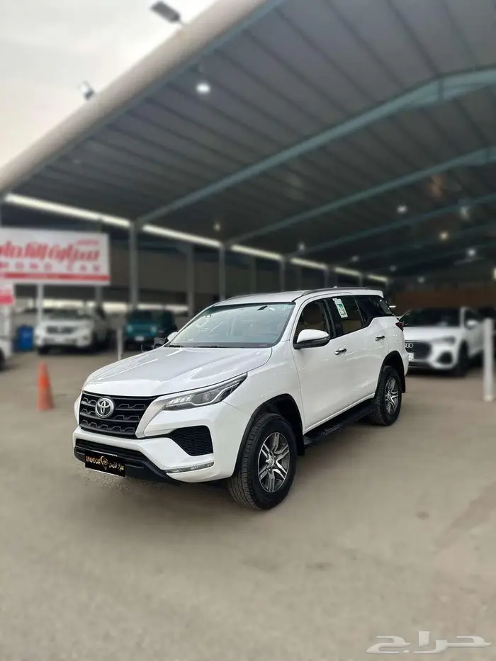 تويوتا فورتشنر 4 سلندر دبل Toyota Fortuner 2023 1