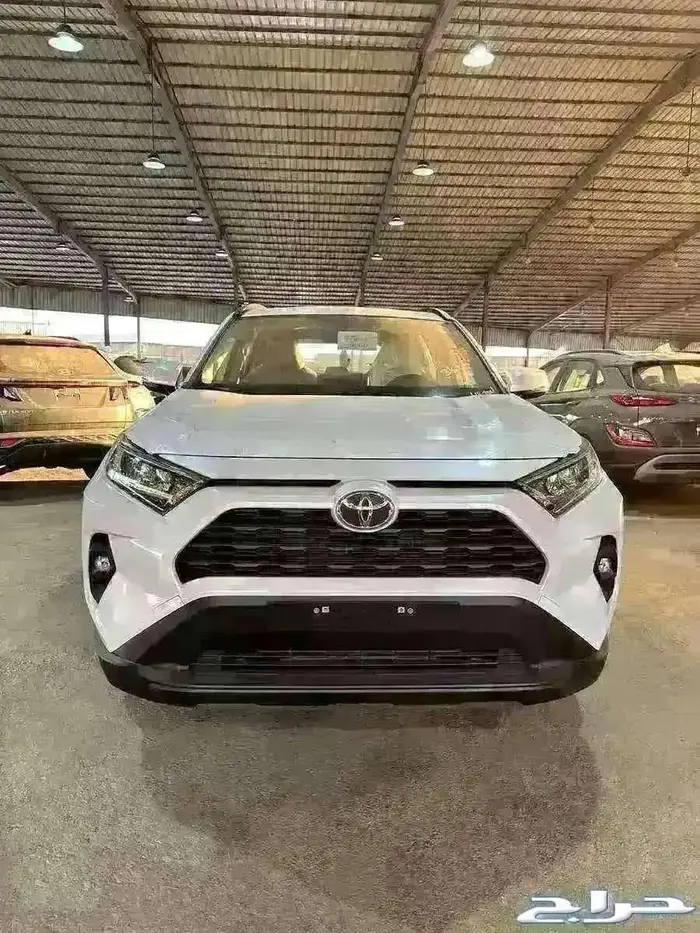 تويوتا راف فور XLE بنزين 2025 0