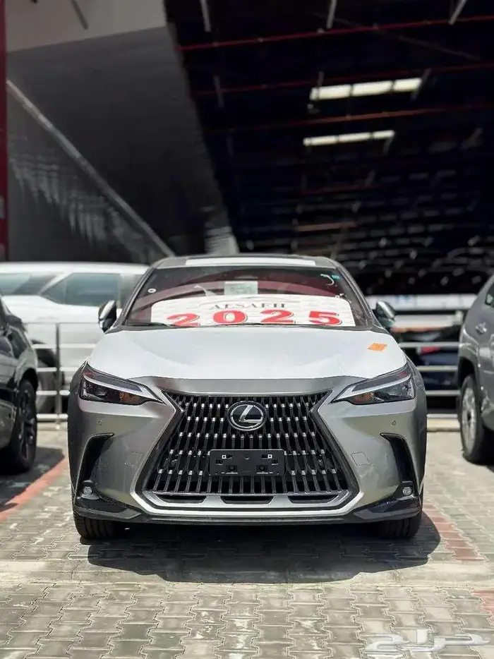 لكزس NX 350 AA 2025 بنزين سعودي الاقل سعرآ 2