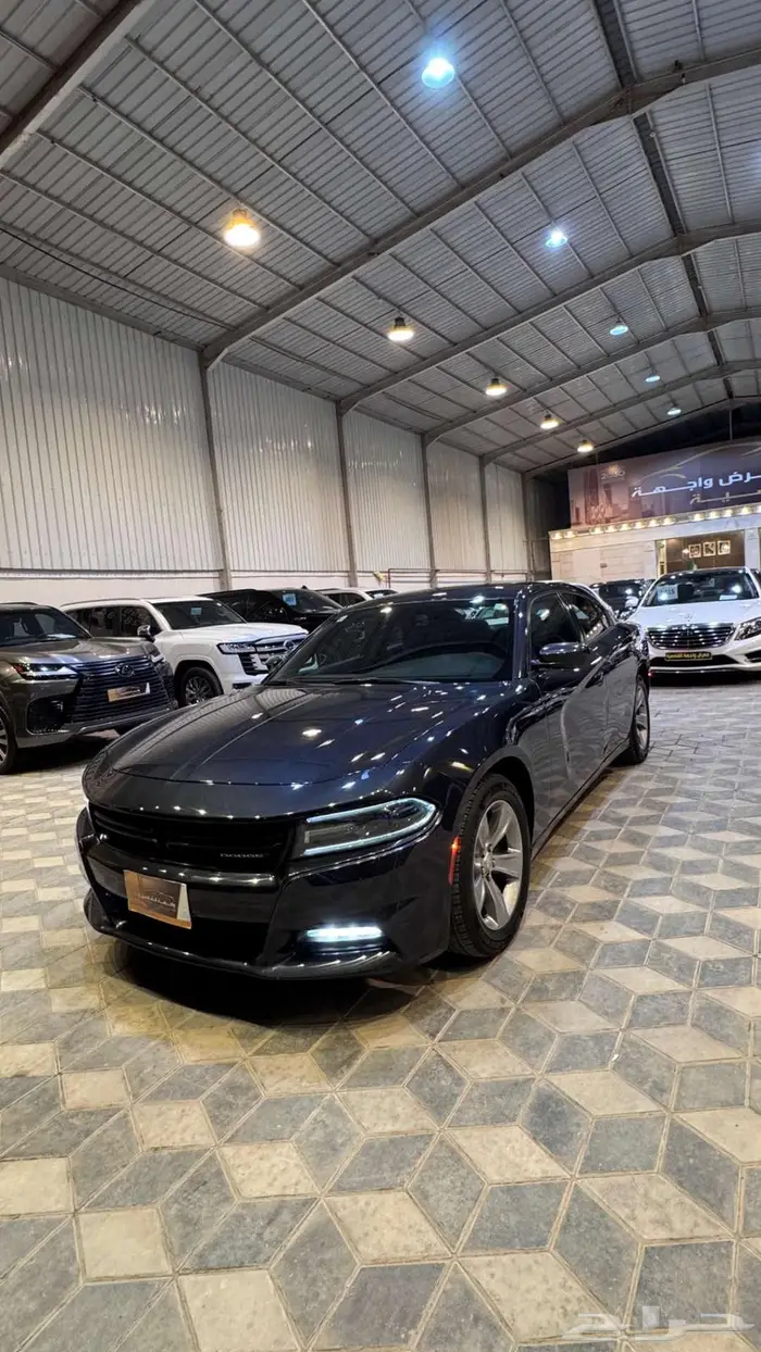 دودج تشارجر SXT 2018 فتحة سقف 1