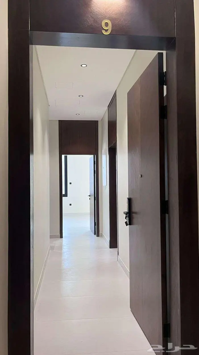 شقة داخلية 5غرف فندقية سمارت بالنهضة 22