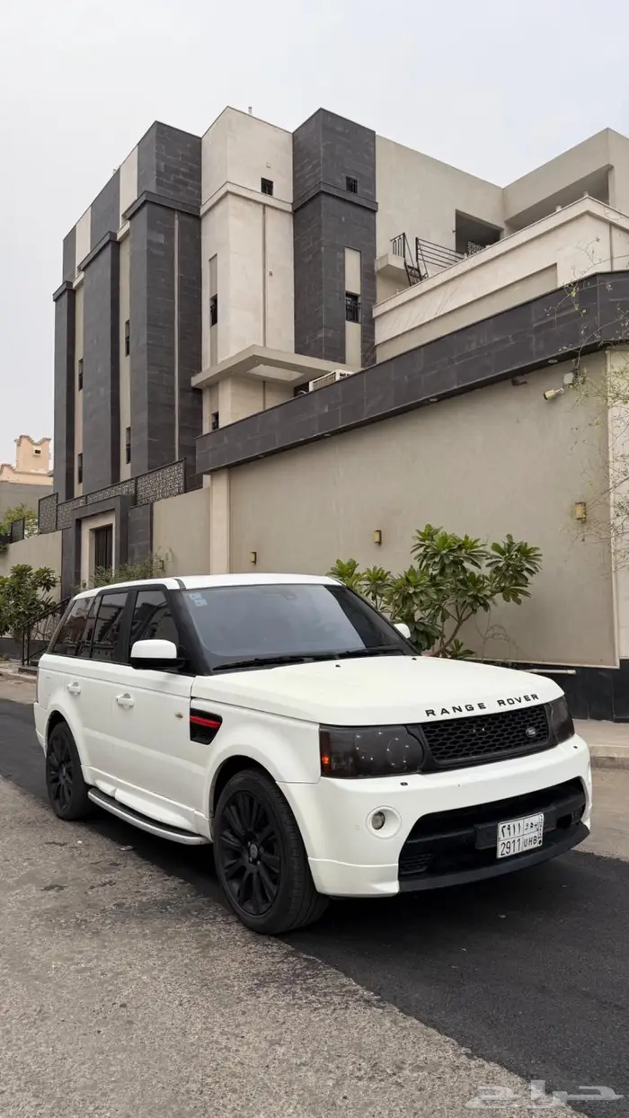 لاند روفر 18