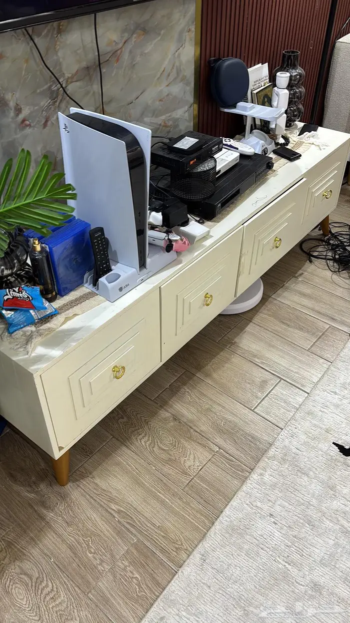 اجهزه واثاث للبيع 0