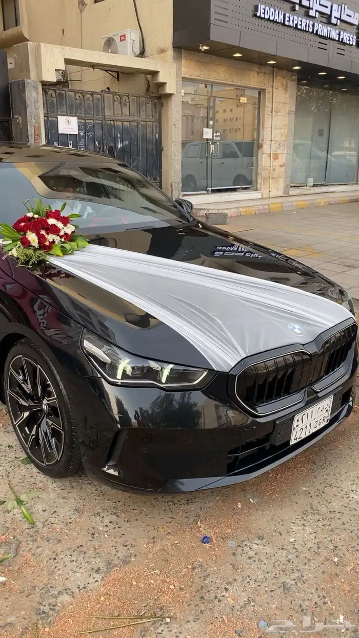 منسق ورد و غرف عرسان و سيارات 9