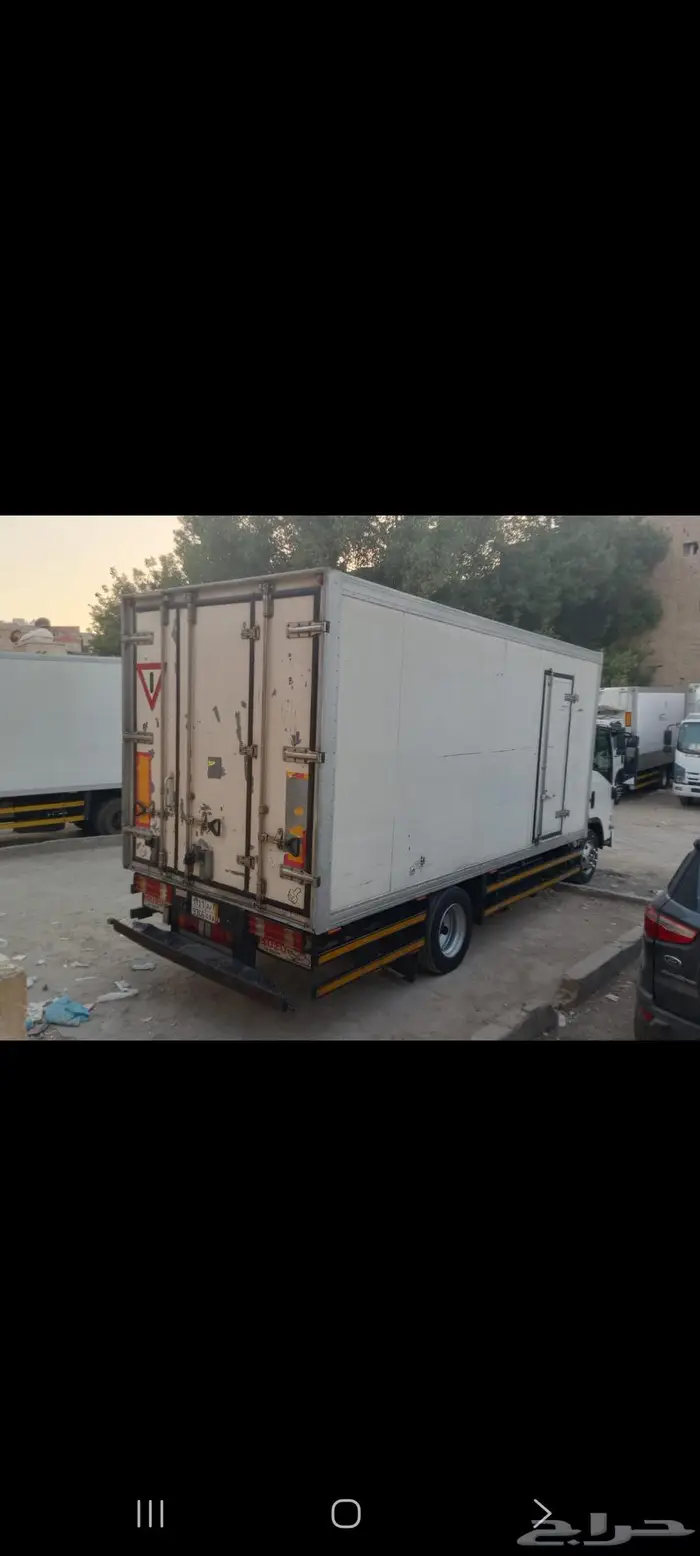 دينا ايسوزو سوبر جامبو ثلاجة تبريد وتجميد 2