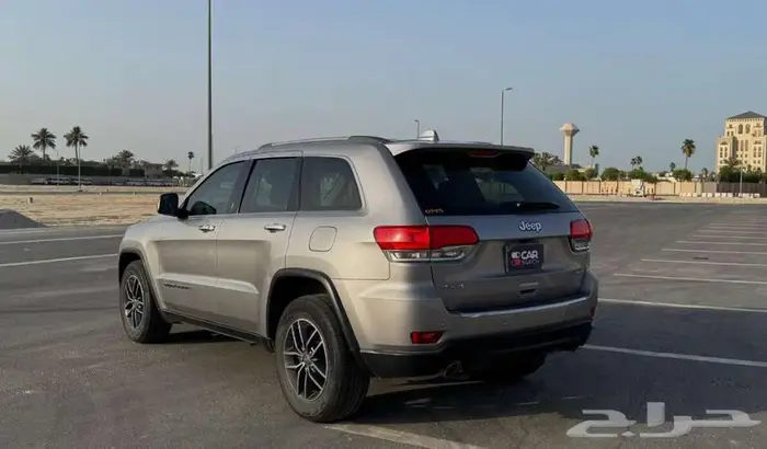 جيب جراند شروكي 2018 Limited ( ممشى قليل ) 19