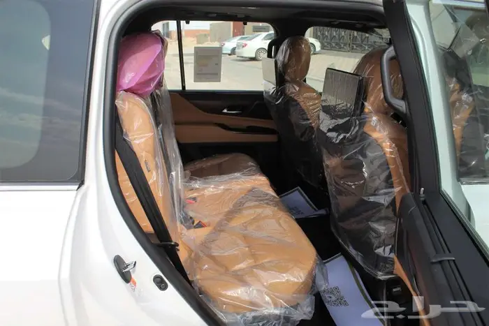 لكزس - LX600 BB - خليجي- 2025- فل كامل - 25 سماعه داخليه 19