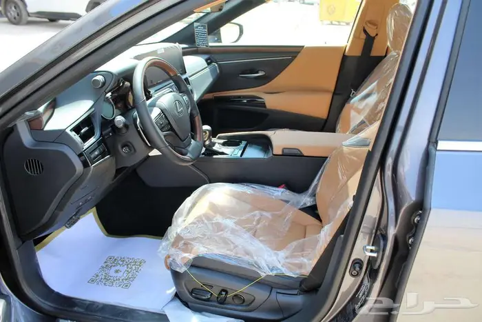 لكزس - ES 350 - CC - نص فل - بريمي - 2025 6